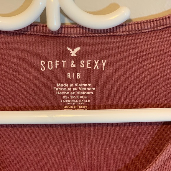 American Eagle tank top. - Picture 2 of 3